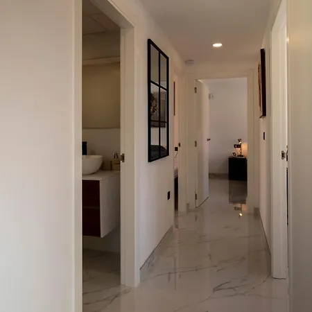 Maison Neuve Avec Piscine Villa *