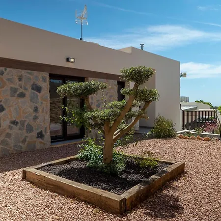 Maison Neuve Avec Piscine Villa