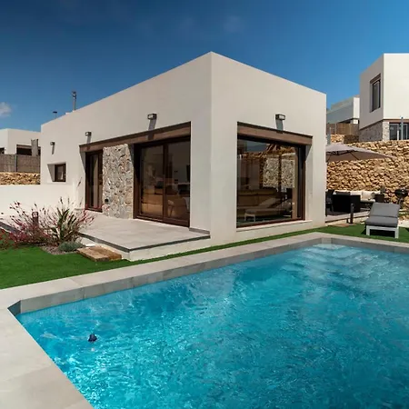 Maison Neuve Avec Piscine Villa